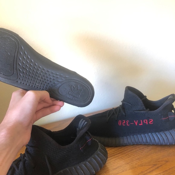 Adidas Yeezy Boost 350 V2 (black red) bred